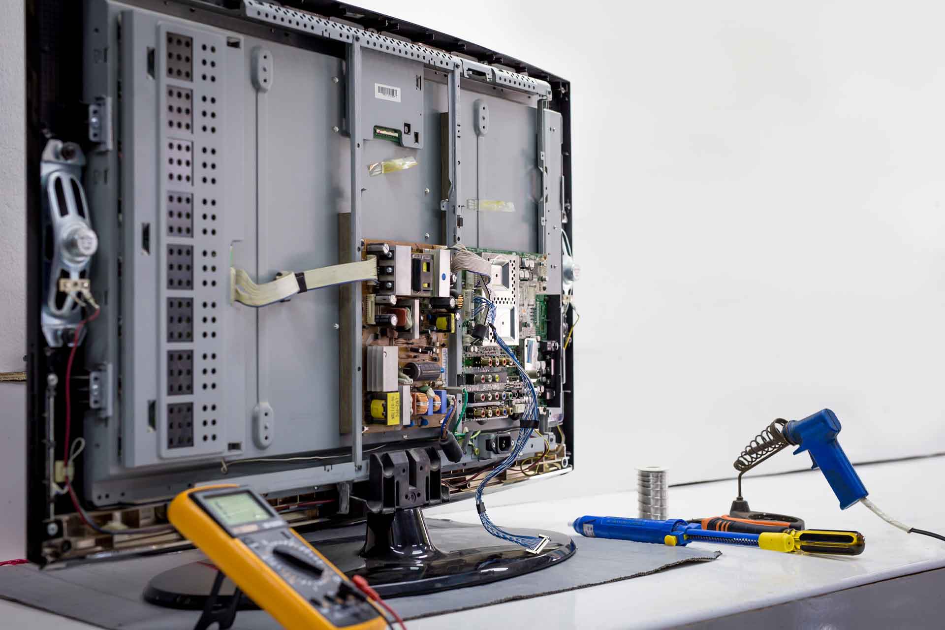 Karşıyaka Televizyon Servisi Karşıyaka TV tamiri görsel 2